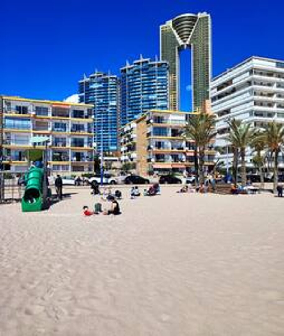 Michal Niewinsi - 27