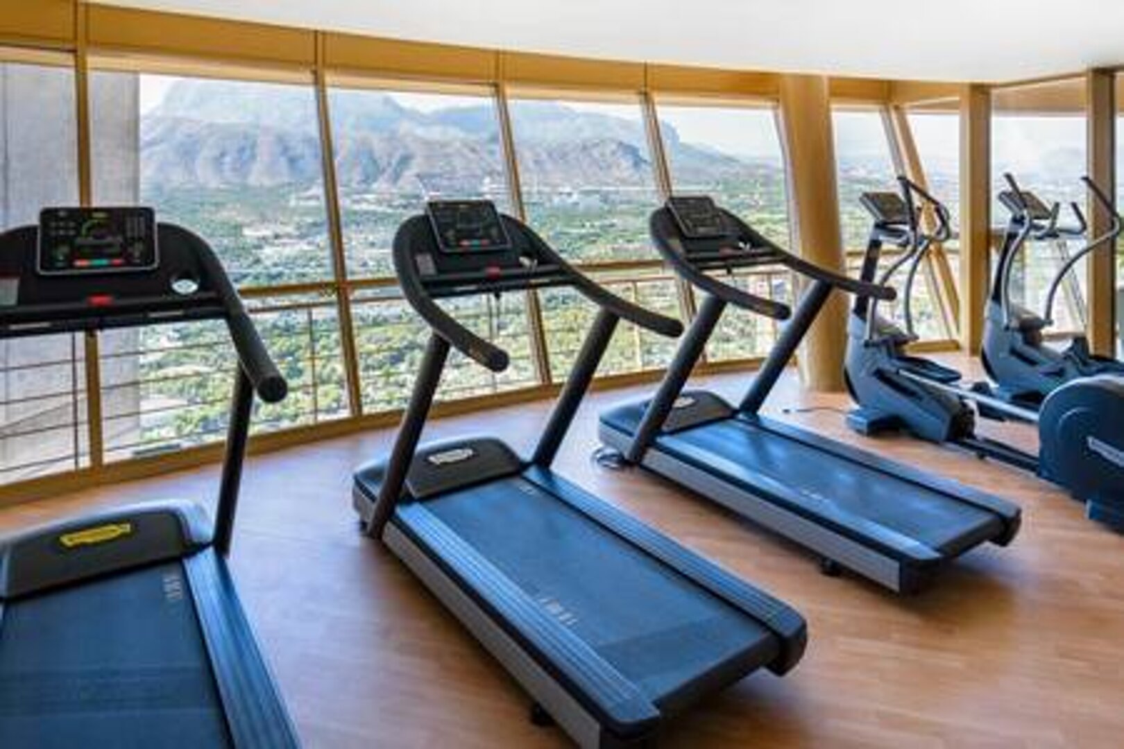 Michal Niewinsi - 16